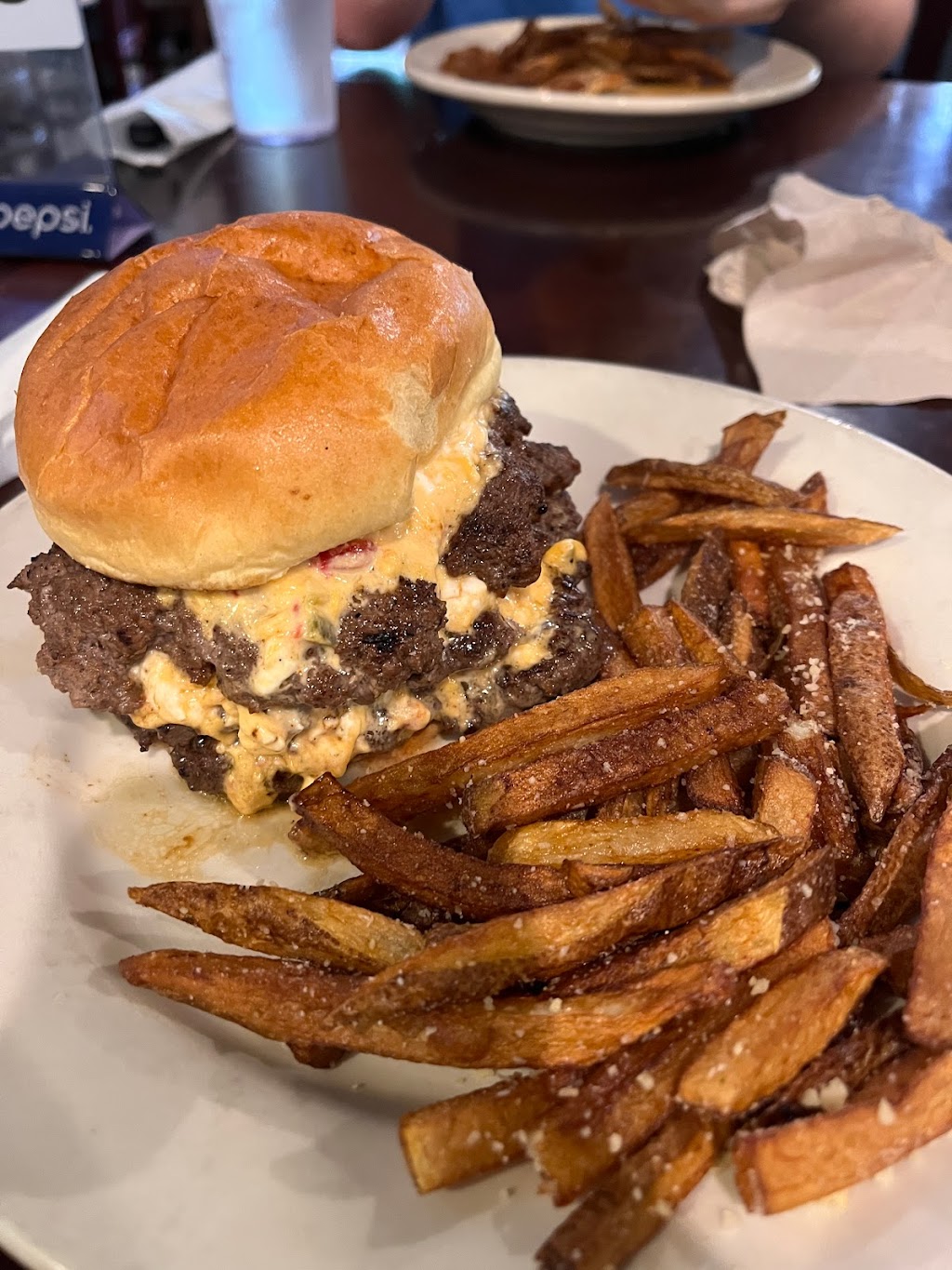 Two Brews | restaurant | 101 Court Square, Abbeville, SC 29620, USA | 8643668999 OR +1 864-366-8999