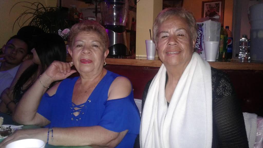 Angelicas Restaurant | restaurant | 518 W Arbor Vitae St, Inglewood, CA 90301, USA | 3104121839 OR +1 310-412-1839