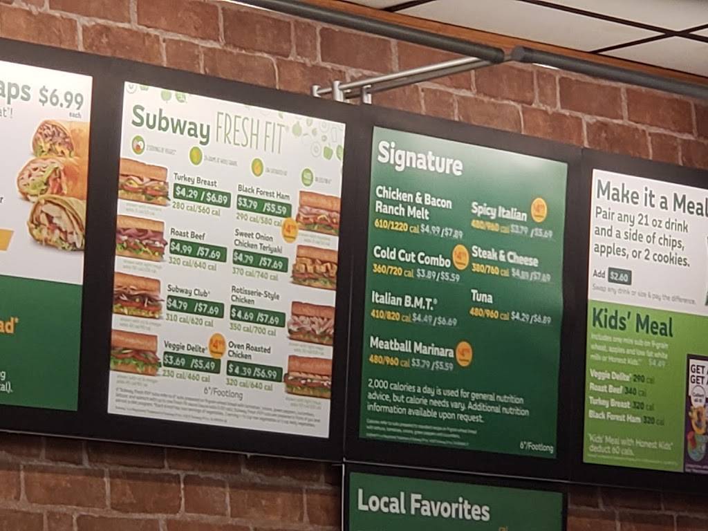 Subway Restaurants | restaurant | 5200 NW 43rd St Suite 507 Hunters Crossing Shopping Ctr, Gainesville, FL 32606, USA | 3523768155 OR +1 352-376-8155