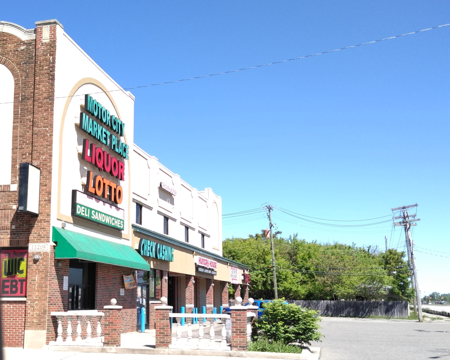 Hungry House | restaurant | 11207 Mack Ave, Detroit, MI 48214, USA | 3135282828 OR +1 313-528-2828