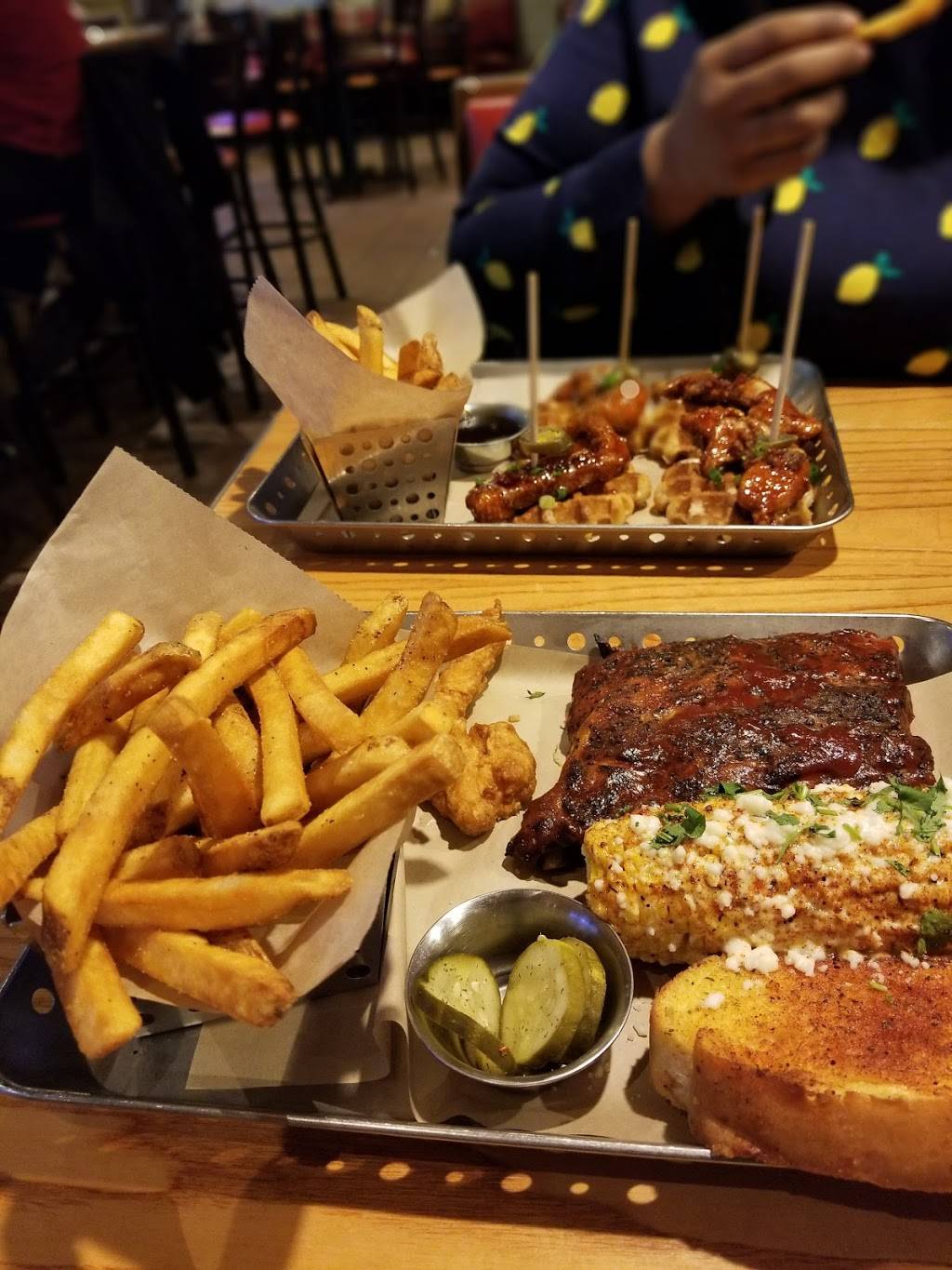 Chilis Grill & Bar | meal takeaway | 4000 Jericho Turnpike, East Northport, NY 11731, USA | 6314622070 OR +1 631-462-2070