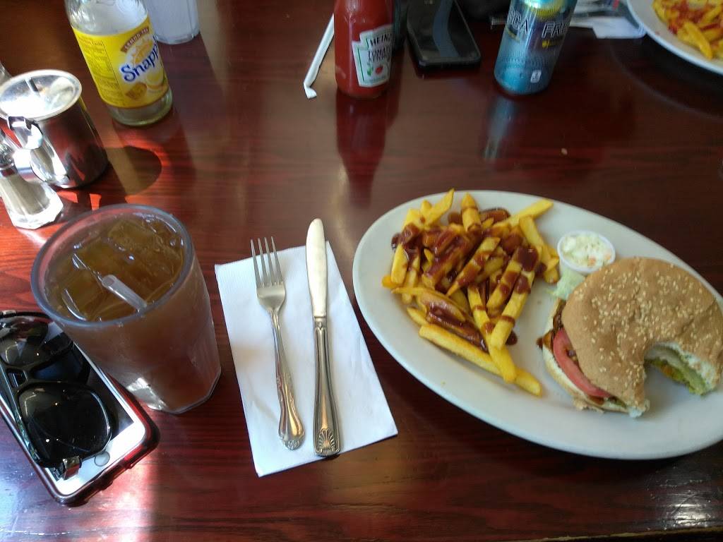 Retro 520 Diner | restaurant | 520 Gramatan Ave, Mt Vernon, NY 10552, USA | 9143633671 OR +1 914-363-3671