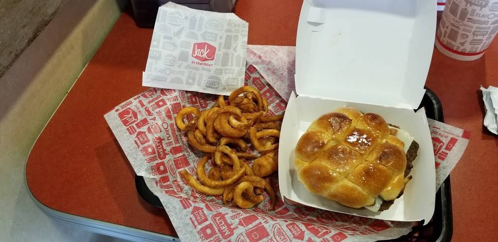 Jack in the Box | restaurant | 910 Bryan Rd, OFallon, MO 63366, USA | 6362727242 OR +1 636-272-7242