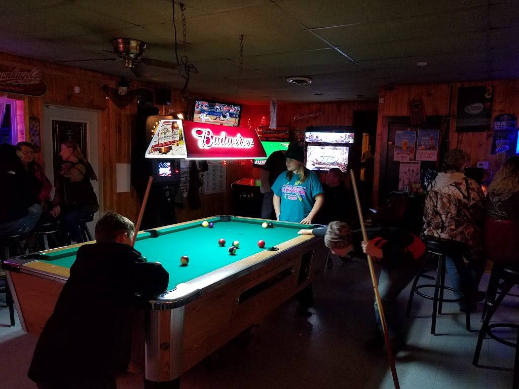 Jen & Tonics | restaurant | 203550 WI-49, Wittenberg, WI 54499, USA | 7154547077 OR +1 715-454-7077