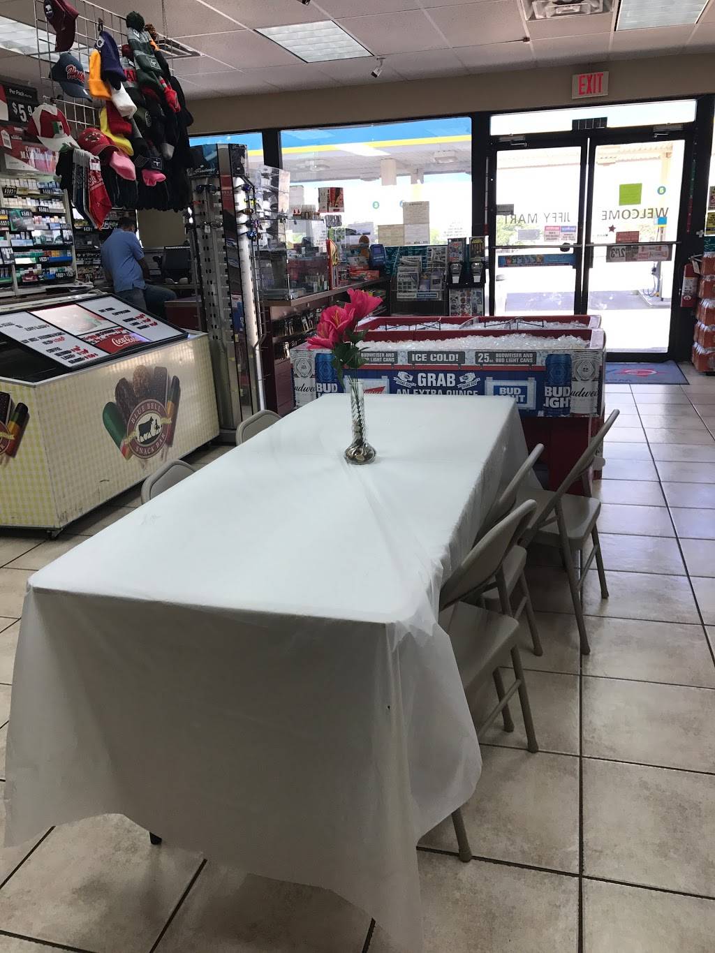 Gabbys Tacos | restaurant | 13420 West State Highway 29, Liberty Hill, TX 78642, USA | 5126455980 OR +1 512-645-5980