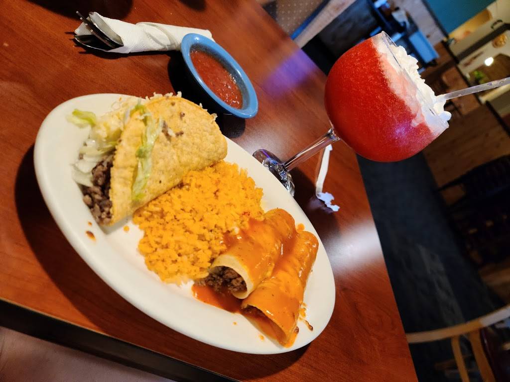 El Maguey | restaurant | 3727 Quail Ridge Dr, Winfield, KS 67156, USA | 6202214940 OR +1 620-221-4940