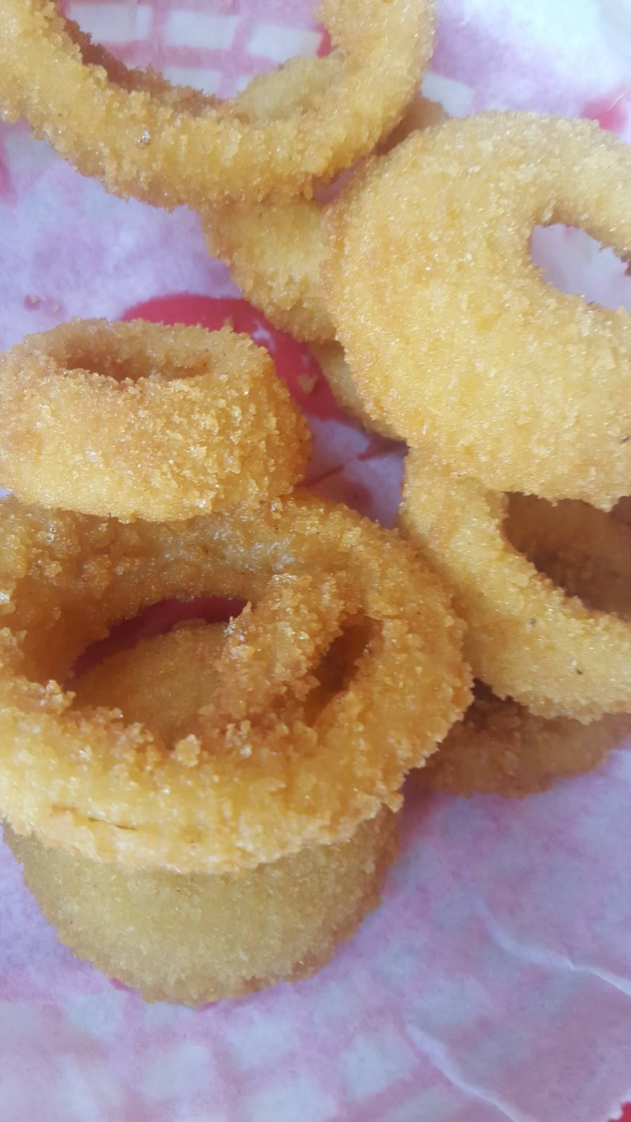 Roadies Restaurant and Bar | restaurant | 325 Maury Rd, Jim Thorpe, PA 18229, USA | 6108269100 OR +1 610-826-9100