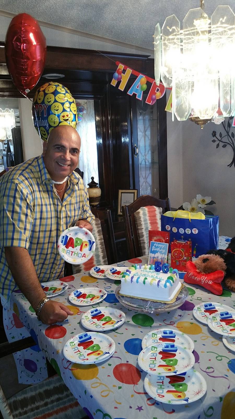 Pizza Pino | meal delivery | 5529 S 78th St, Tampa, FL 33619, USA | 8136714200 OR +1 813-671-4200