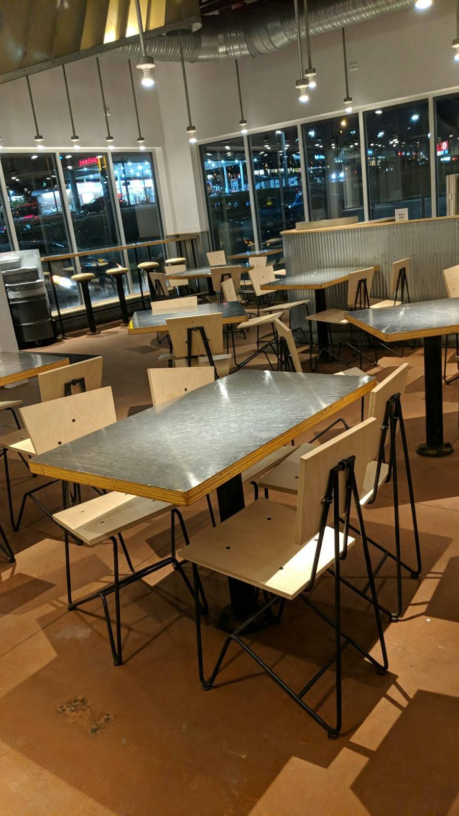 Chipotle Mexican Grill | restaurant | 3890 Medina Rd Ste A, Akron, OH 44333, USA | 3306708393 OR +1 330-670-8393