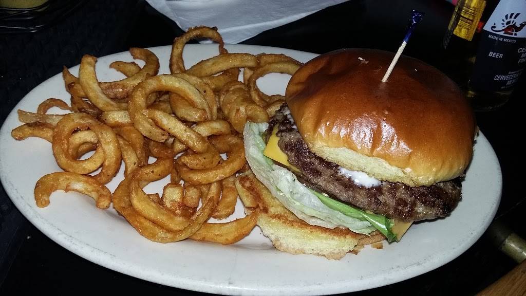 Brass Monkey Milwaukee Pub & Grill | restaurant | 700 E Layton Ave, Milwaukee, WI 53207, USA | 4144860484 OR +1 414-486-0484