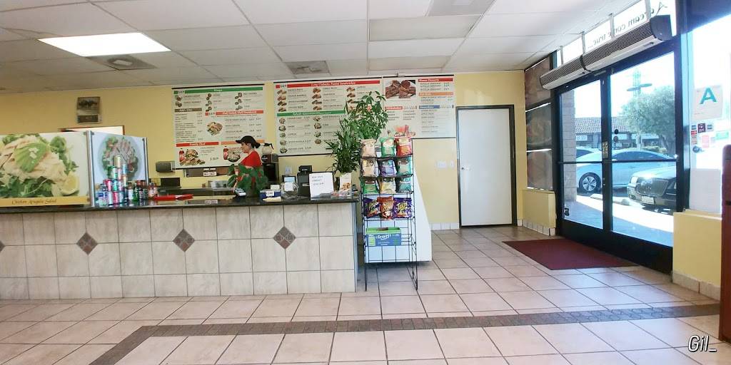 Panini Palace | restaurant | 23120 Lyons Ave, Santa Clarita, CA 91321, USA | 6616780552 OR +1 661-678-0552