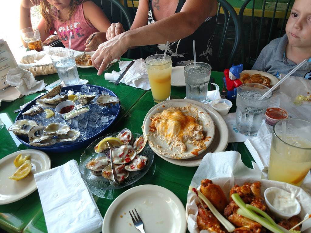 Smitty McGees Raw Bar | restaurant | 37234 Lighthouse Rd, Selbyville, DE 19975, USA | 3024364716 OR +1 302-436-4716