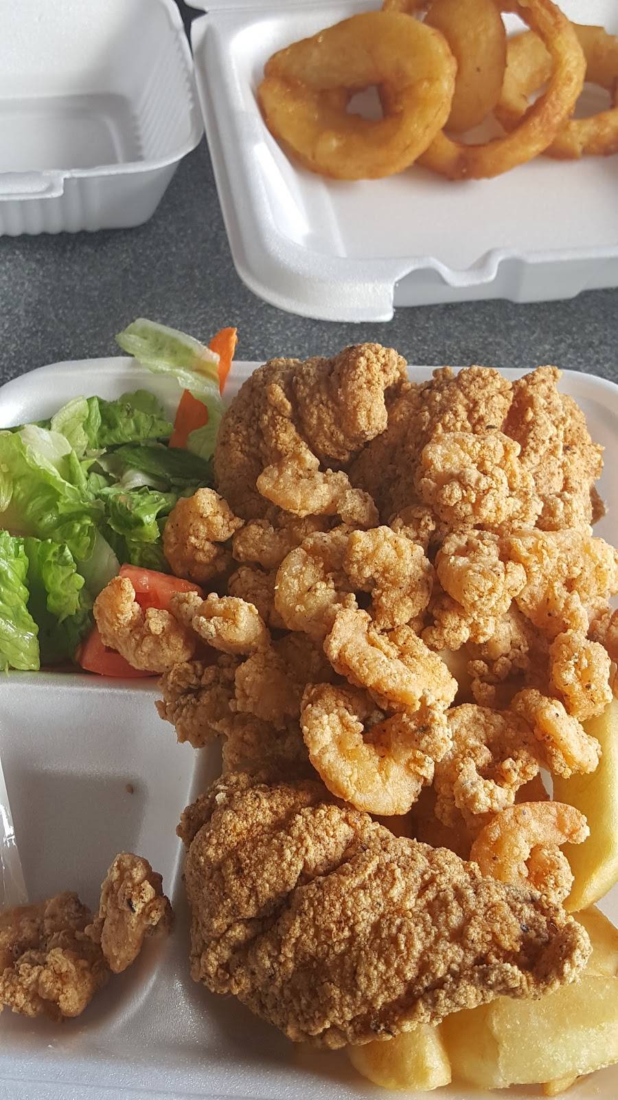 Memes New Orleans Cafe | restaurant | 103 Schlief Dr, Belle Chasse, LA 70037, USA | 5043929922 OR +1 504-392-9922