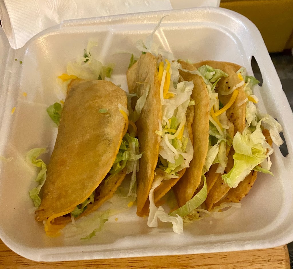 Eduardos Taco Shop | restaurant | 220 Redwood Hwy, Cave Junction, OR 97523, USA | 5415925212 OR +1 541-592-5212