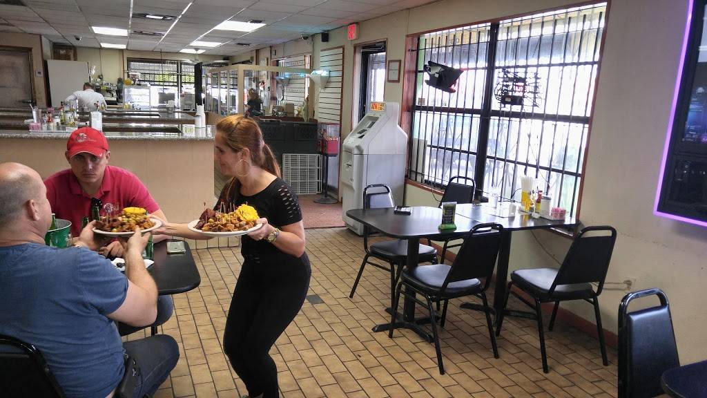 Los Parados Cafeteria | restaurant | 5394 NW 72nd Ave, Miami, FL 33166, USA | 3058841378 OR +1 305-884-1378