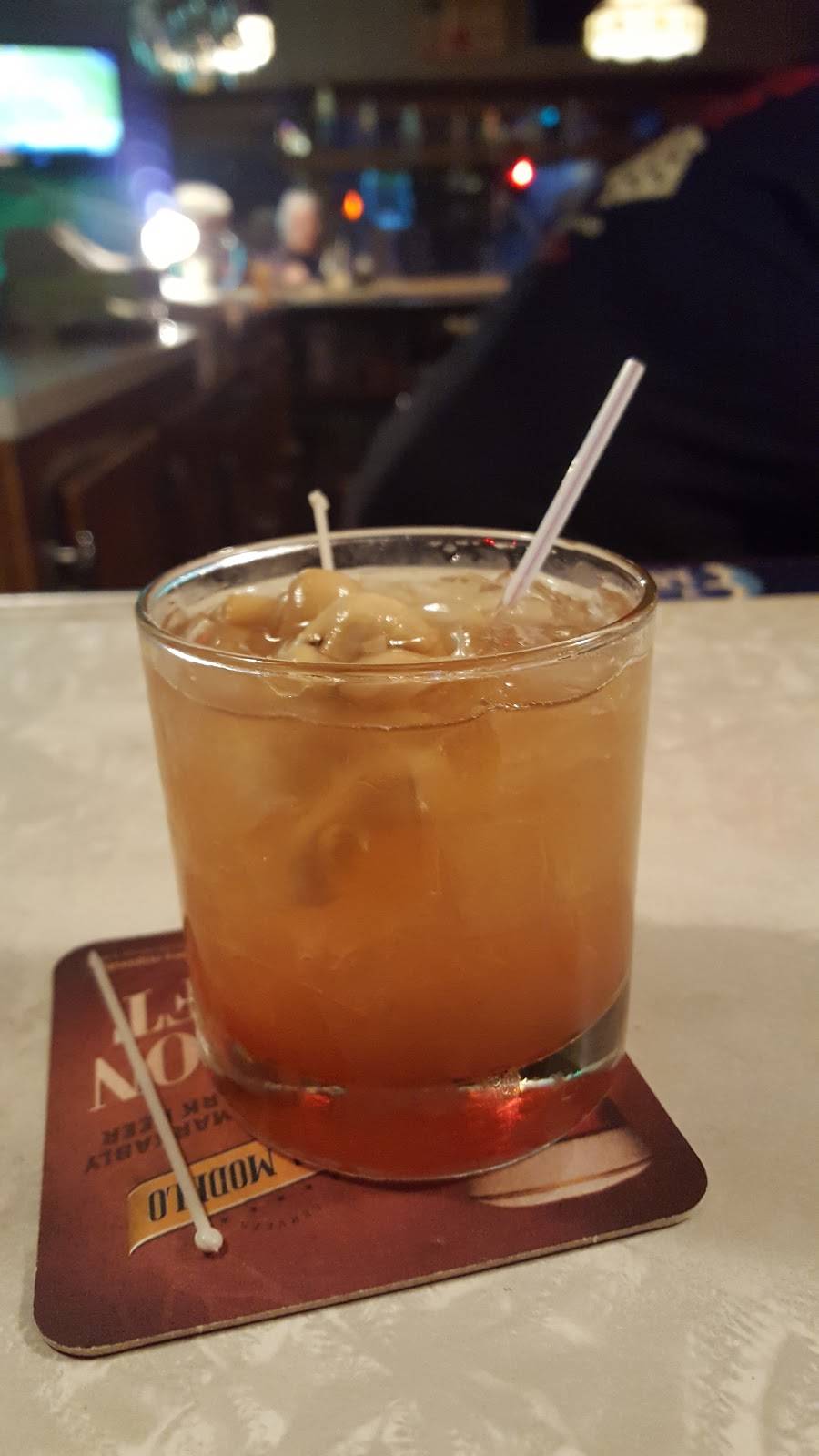 Mibbs & Vivs | restaurant | 7300 N Lannon Rd, Lannon, WI 53046, USA | 2622514122 OR +1 262-251-4122