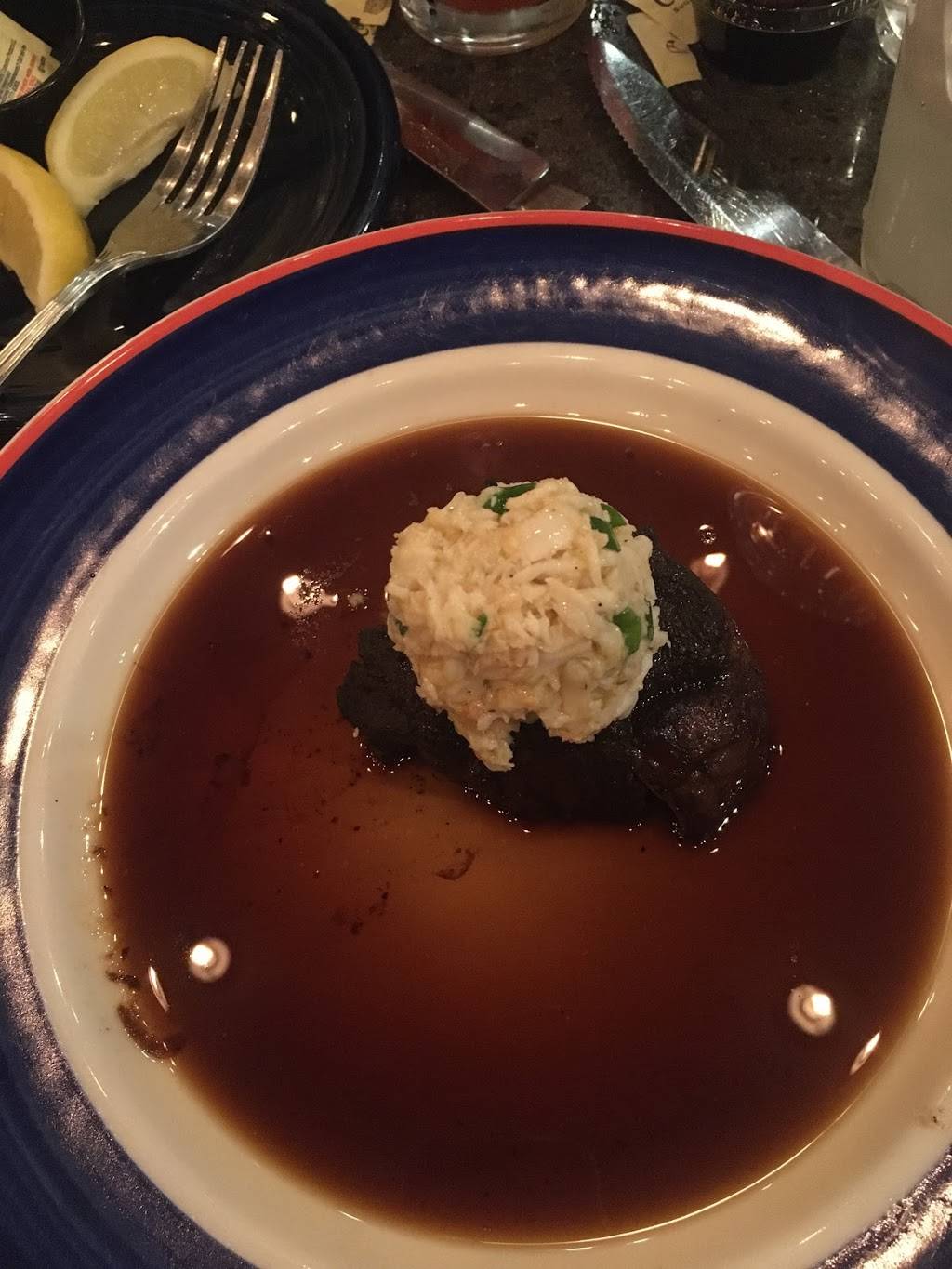 Does Eat Place | restaurant | 195 Beach Blvd, Biloxi, MS 39530, USA | 2282716343 OR +1 228-271-6343