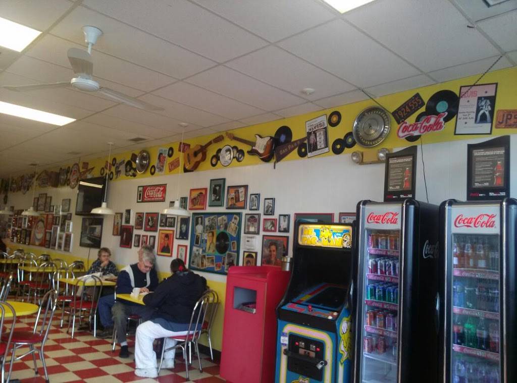 Jodys Hot Dogs | restaurant | 326 Republic Ave, Joliet, IL 60435, USA | 8157290251 OR +1 815-729-0251