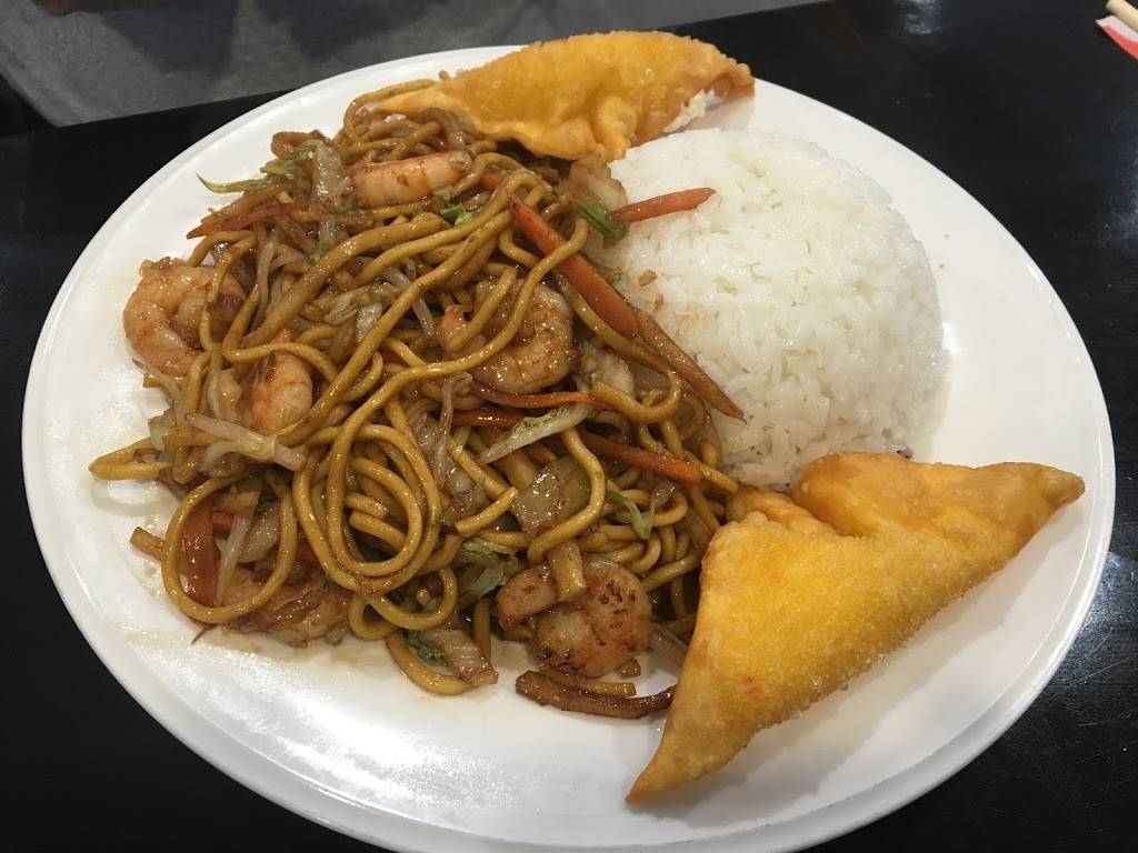 Blue Asian Cuisine | restaurant | 450 Grattan St, Chicopee, MA 01020, USA | 4133158898 OR +1 413-315-8898