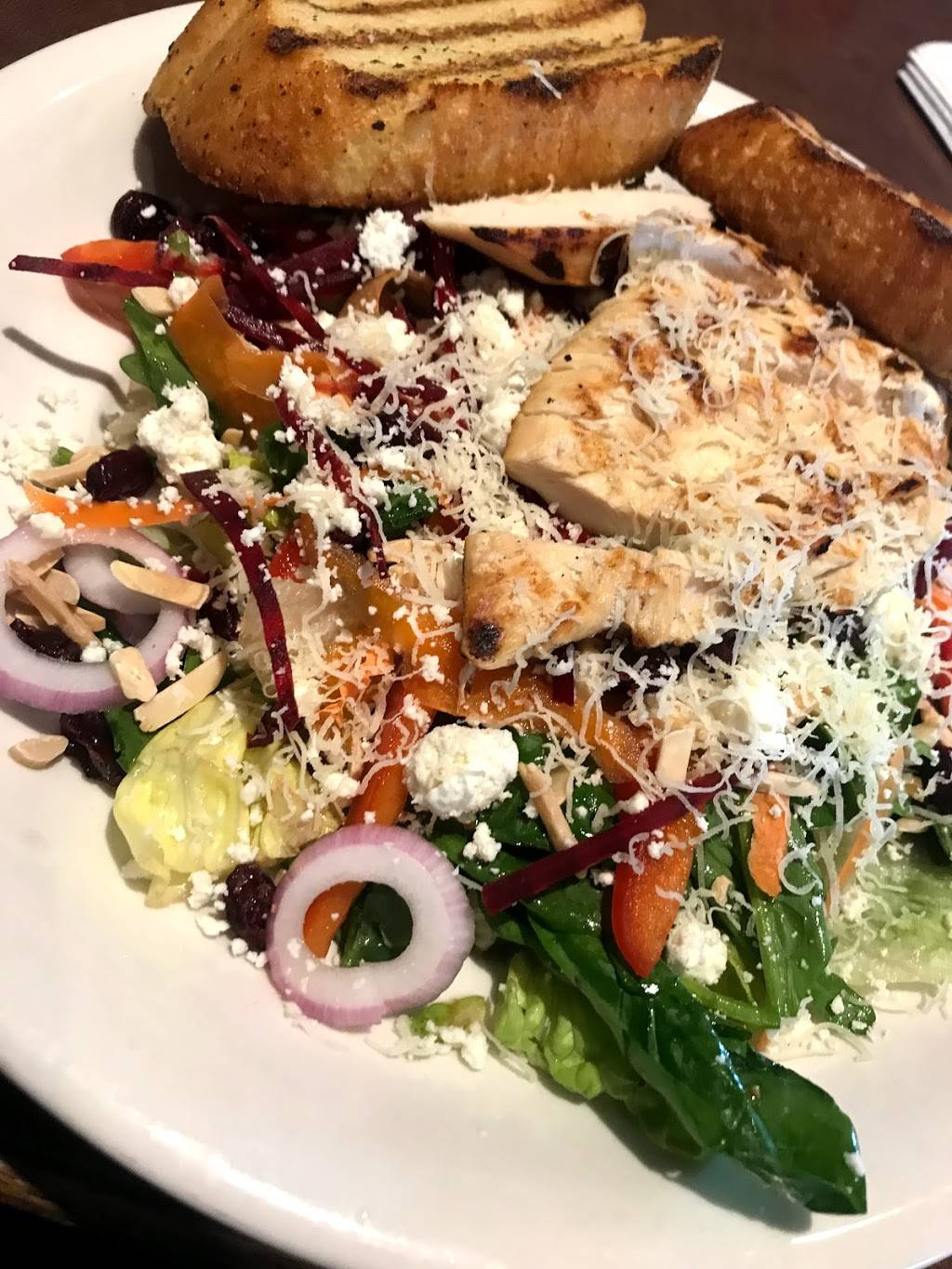 Boston Pizza | restaurant | 205 Franklin Blvd, Cambridge, ON N1R 8P1, Canada | 5196226223 OR +1 519-622-6223