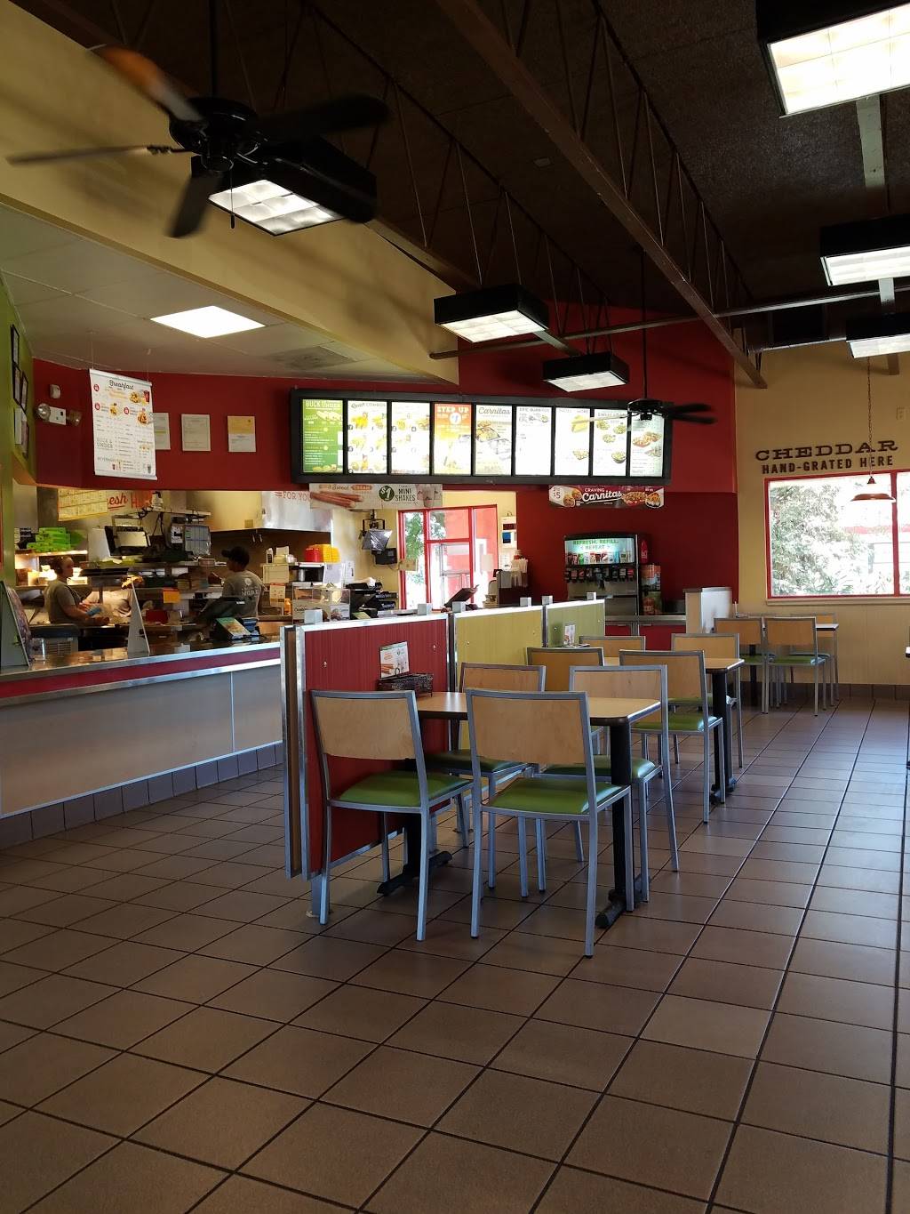 Del Taco | meal takeaway | 2400 Mitchell Rd, Ceres, CA 95307, USA | 2095411970 OR +1 209-541-1970