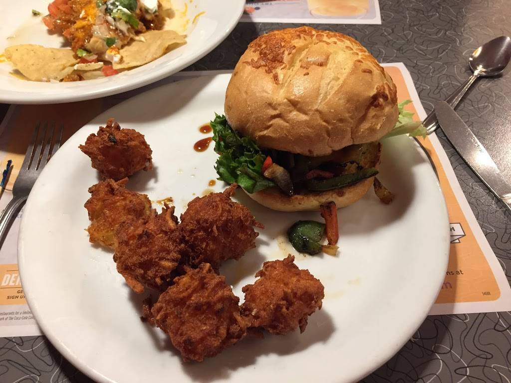 Dennys | restaurant | 8243 S John Young Pkwy, Orlando, FL 32819, USA | 4072267277 OR +1 407-226-7277