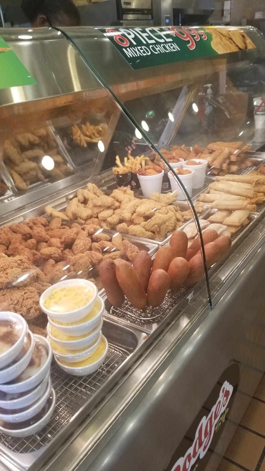 Dodges - Olive Branch | restaurant | 6973 Cockrum Rd, Olive Branch, MS 38654, USA | 6628957374 OR +1 662-895-7374