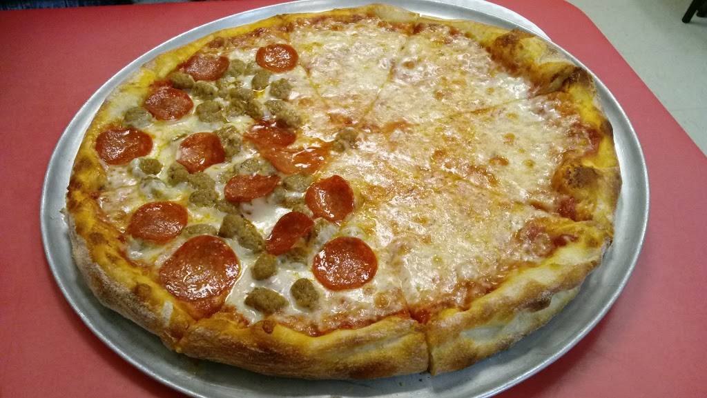 Riviera Pizza | restaurant | 124 Fox Hunt Dr, Bear, DE 19701, USA | 3028343424 OR +1 302-834-3424