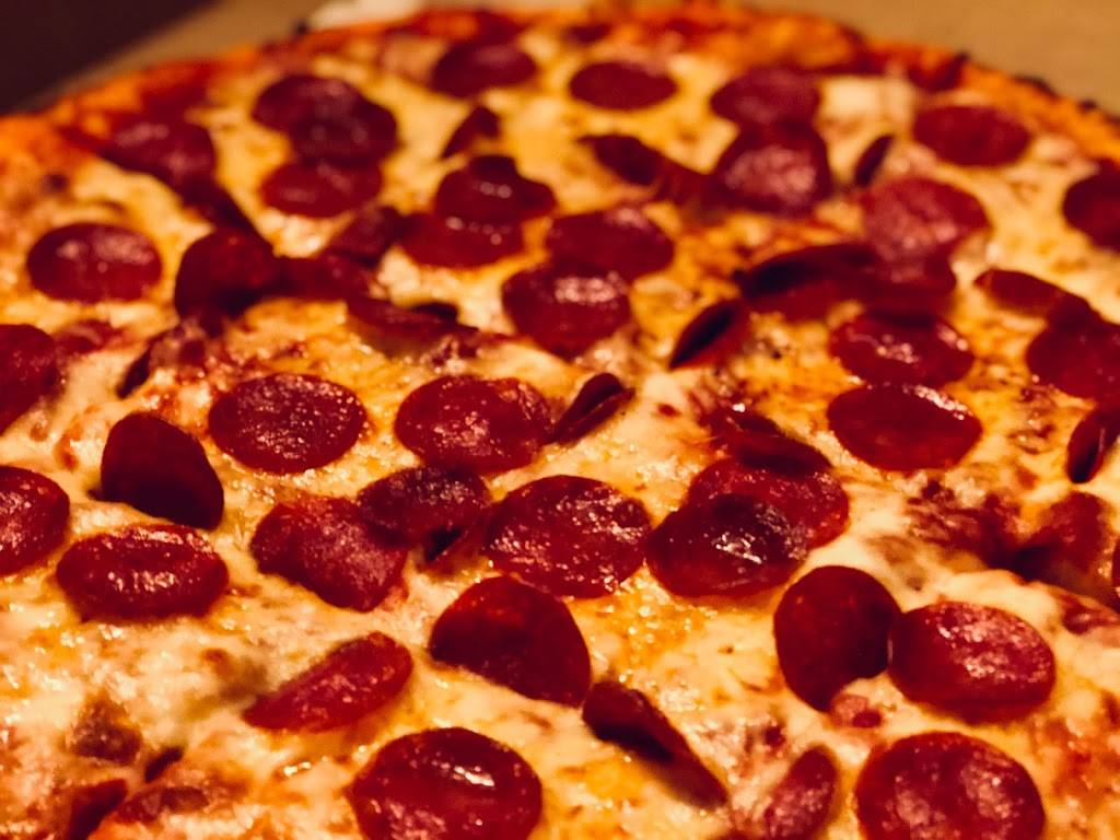 Sam’s Pizza | restaurant | 1393 Kensington Ave, Buffalo, NY 14215, USA | 7164240007 OR +1 716-424-0007