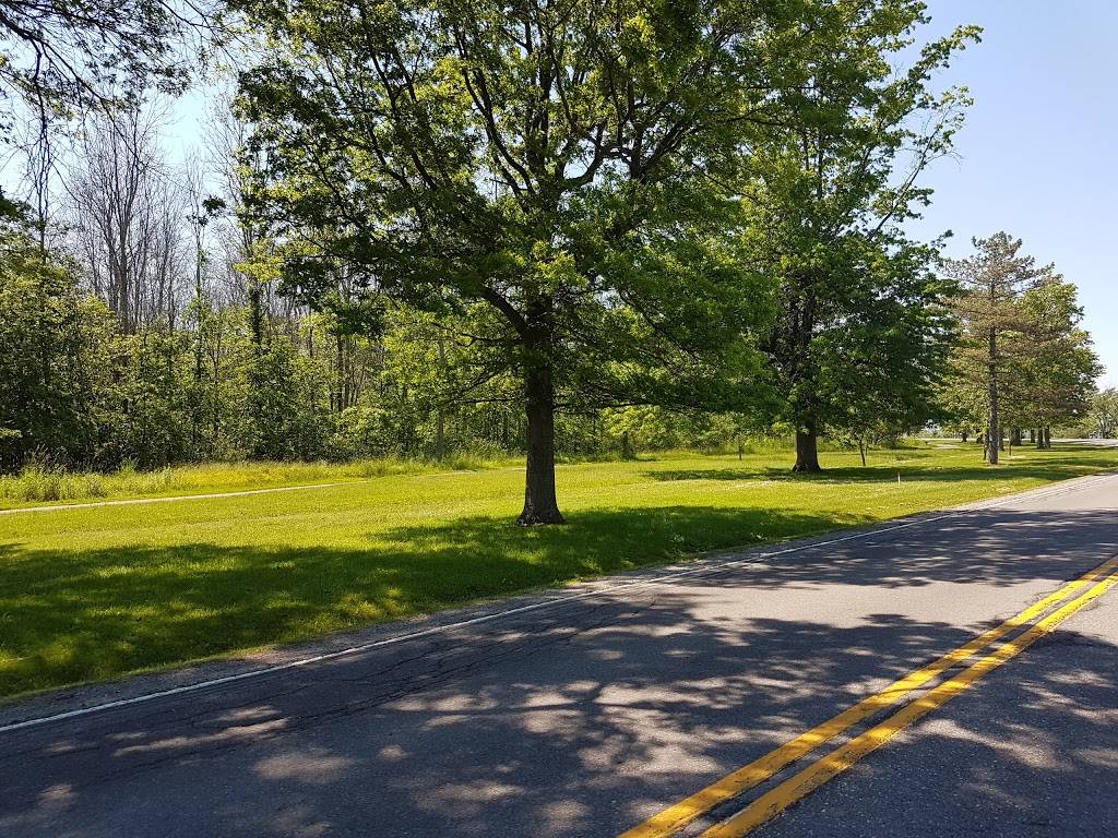 Legends on the Niagara Golf Course | restaurant | 9561 Niagara Pkwy, Niagara Falls, ON L2E 6S6, Canada | 9052959595 OR +1 905-295-9595