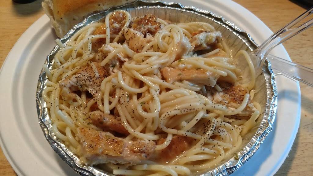 Highland Pizza | restaurant | 601 Raritan Ave, Highland Park, NJ 08904, USA | 7325726744 OR +1 732-572-6744