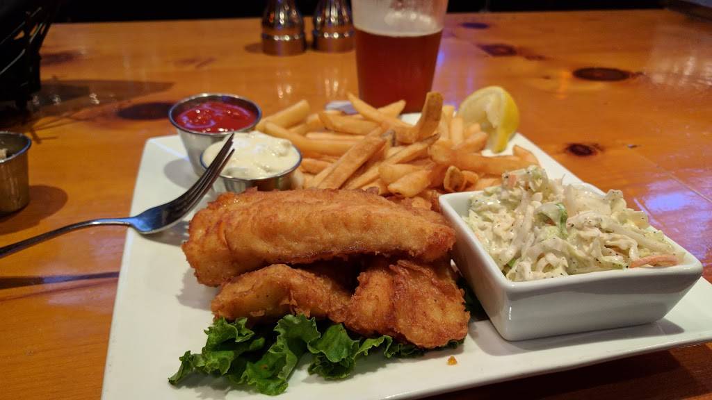 Thunder Bay Grille Davenport | restaurant | 6511 N Brady St, Davenport, IA 52806, USA | 5633862722 OR +1 563-386-2722