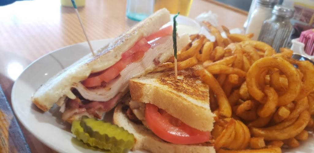 Hot Rod Diner | restaurant | 130 S Walnut Rd, Turlock, CA 95380, USA | 2096693500 OR +1 209-669-3500