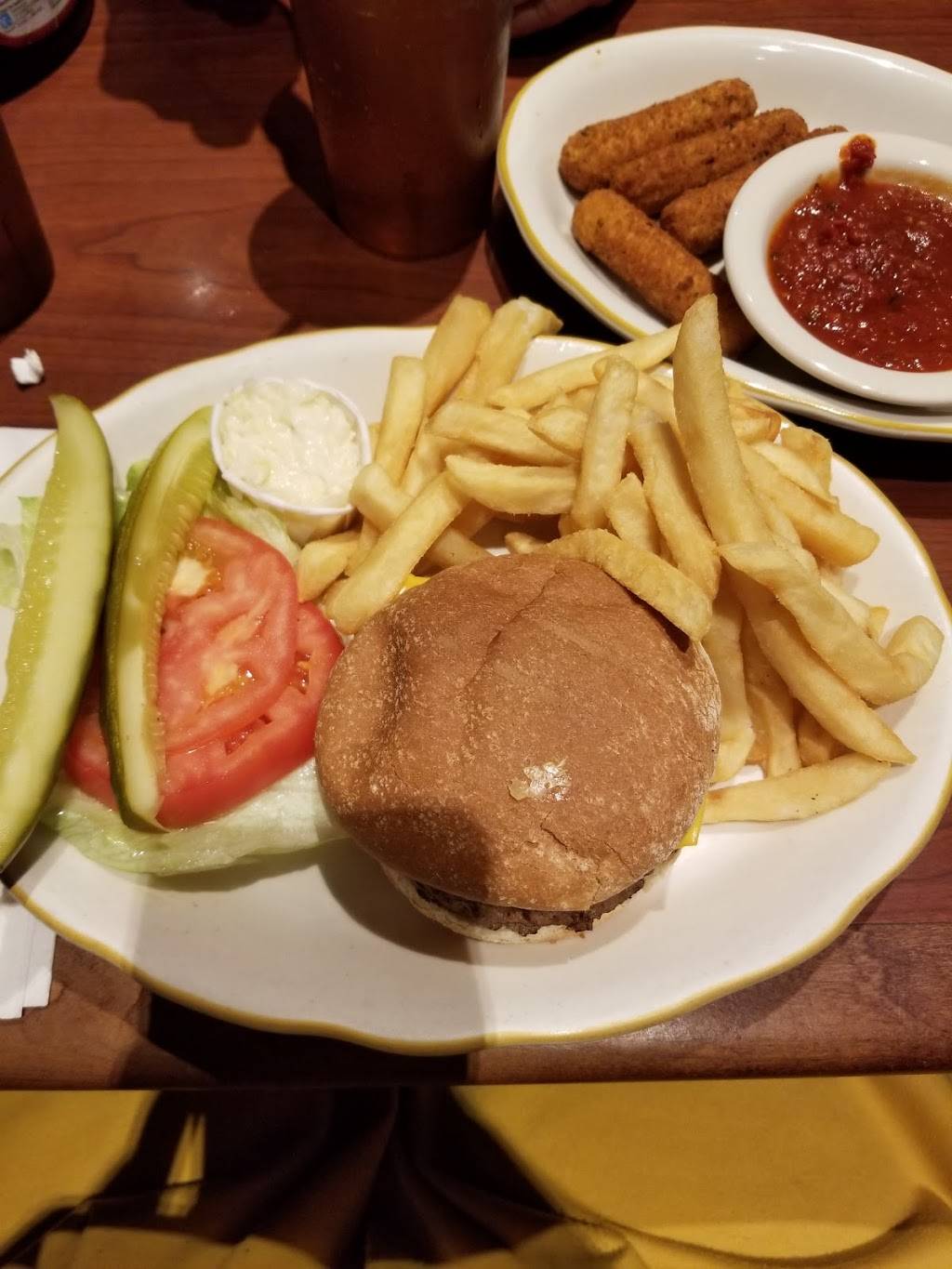 Jimmys Place | restaurant | 7118 13th Ave, Brooklyn, NY 11228, USA | 7187485934 OR +1 718-748-5934