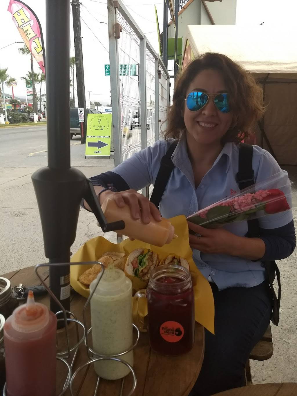 La Probadera Food Truck | restaurant | Empleados, 22820 Ensenada, B.C., Mexico | 016461110017 OR +52 646 111 0017