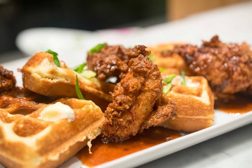 The Preston | restaurant | 212 N. Kingshighway Blvd, St. Louis, MO 63108, USA | 3146337800 OR +1 314-633-7800