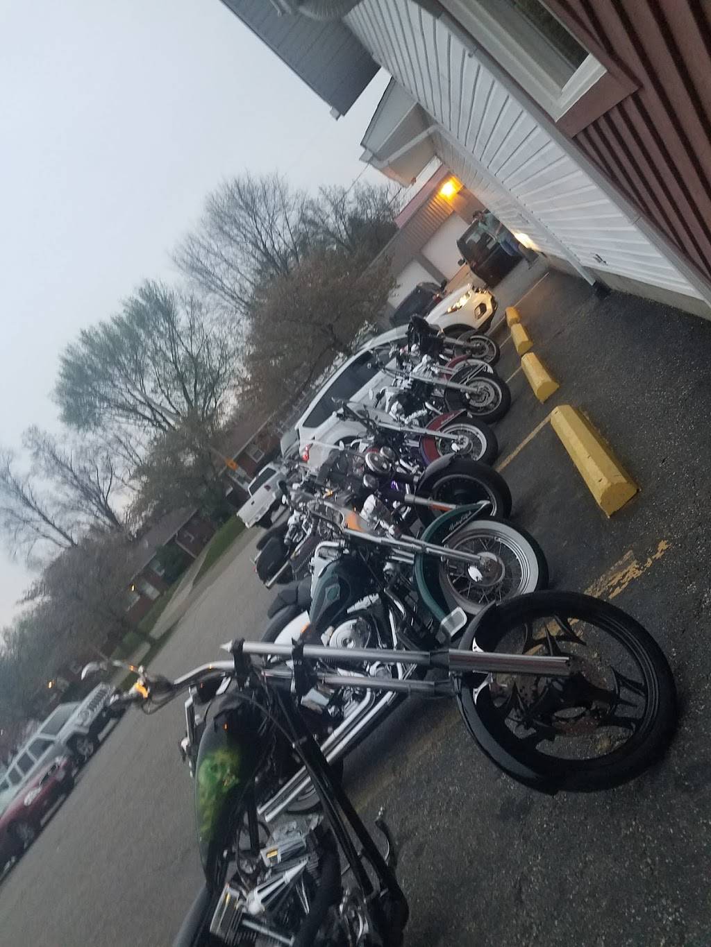 Cliffside Key Club | restaurant | 2118 S Main St, Akron, OH 44301, USA | 3307249770 OR +1 330-724-9770