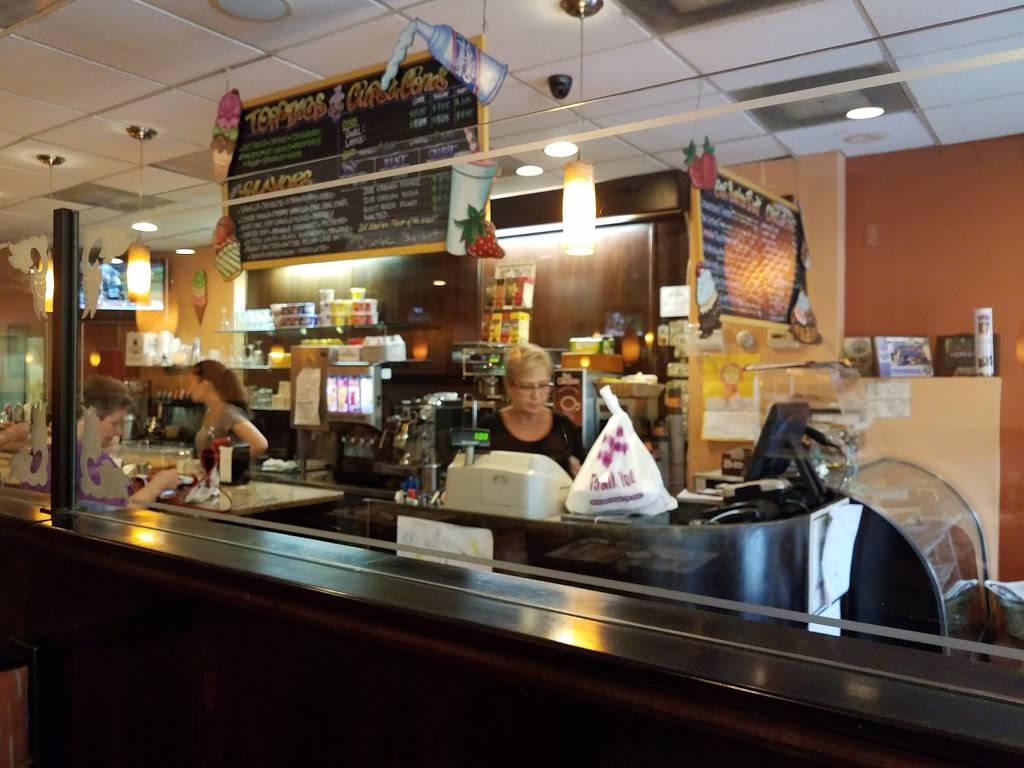 Tri-Valley Family Restaurant | restaurant | 366 Knickerbocker Rd, Dumont, NJ 07628, USA | 2013845044 OR +1 201-384-5044