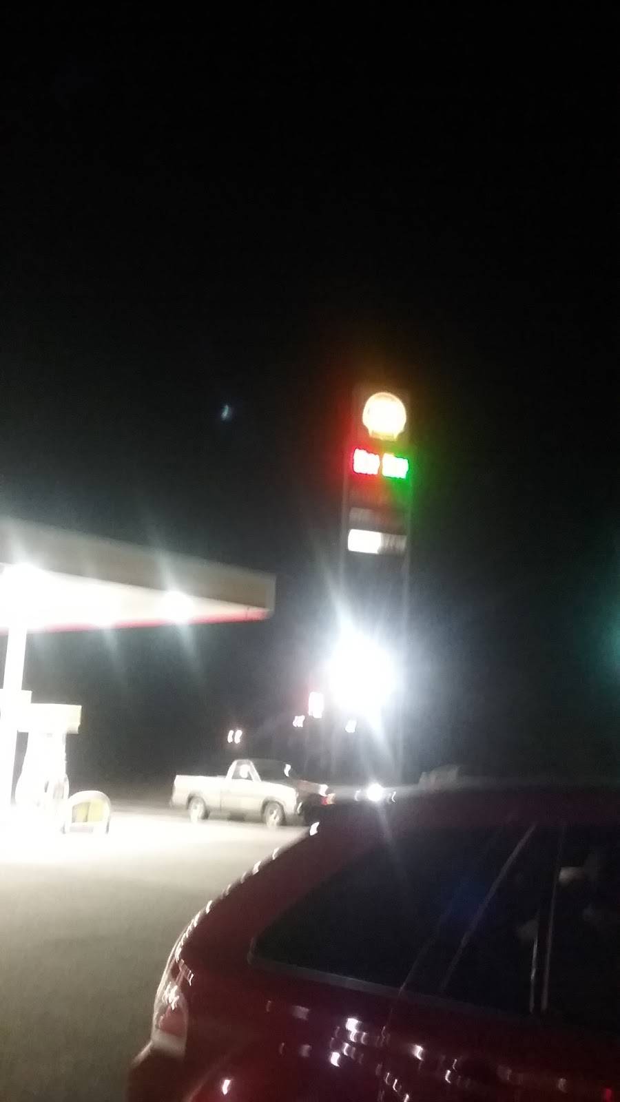 Shady Lawn Truck Stop | restaurant | 1371 Bryson Rd, Ardmore, TN 38449, USA | 9314680601 OR +1 931-468-0601