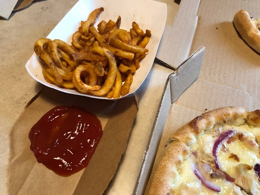 Supreme Pizza & Subs | meal delivery | 585 Washington St, Whitman, MA 02382, USA | 7814470551 OR +1 781-447-0551