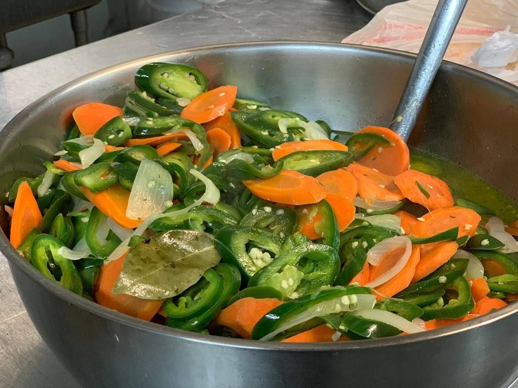 Pupuseria y taqueria El Shaddai | restaurant | 6095 Glenmont Dr, Houston, TX 77081, USA | 8328058539 OR +1 832-805-8539