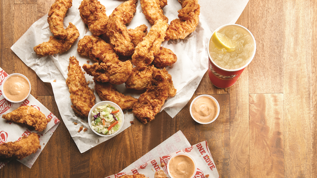 Raising Canes Chicken Fingers | meal takeaway | 8113 W Judge Perez Dr, Chalmette, LA 70043, USA | 5046822305 OR +1 504-682-2305