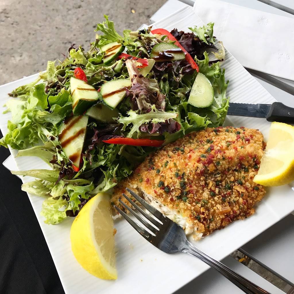 Panino Pazzo | restaurant | 193 Rue Saint-Zotique E, Montréal, QC H2S 1K9, Canada | 5142799009 OR +1 514-279-9009