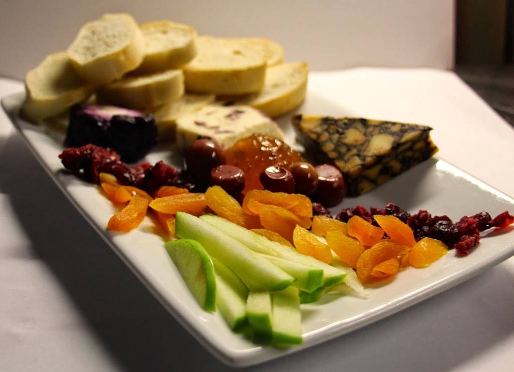 Cafe Gigu | night club | 102 Meridian St, East Boston, MA 02128, USA | 6175614448 OR +1 617-561-4448