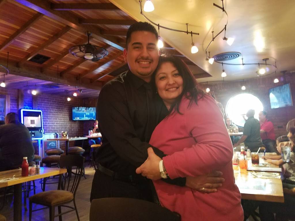 Valentinos Pizzeria | restaurant | 1043 G St, Reedley, CA 93654, USA | 5596383706 OR +1 559-638-3706