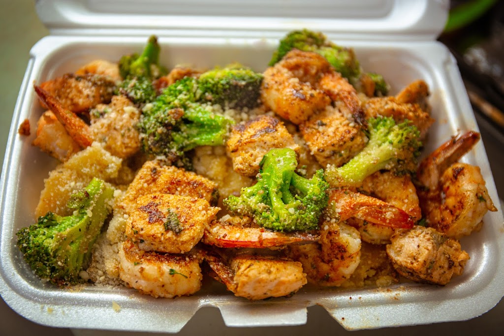 Mitten Kitchen | restaurant | 410 W McNichols Rd, Detroit, MI 48203, USA | 3138260649 OR +1 313-826-0649