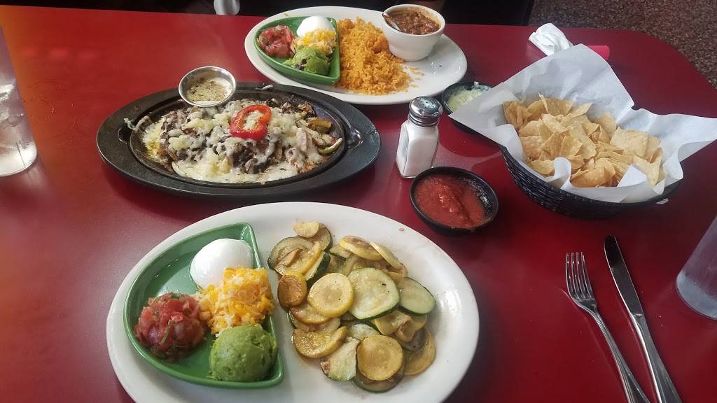 The Jalapeno Tree | restaurant | 17270 I-20 Frontage Rd, Canton, TX 75103, USA | 9035677799 OR +1 903-567-7799