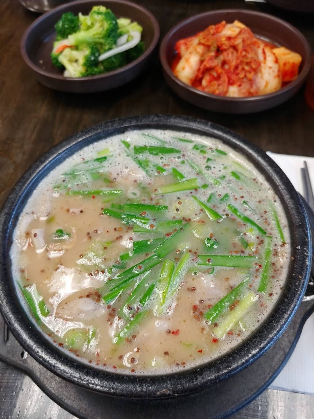 To Sok Chon 토속촌 | restaurant | 138 W Central Blvd, Palisades Park, NJ 07650, USA | 2014820910 OR +1 201-482-0910