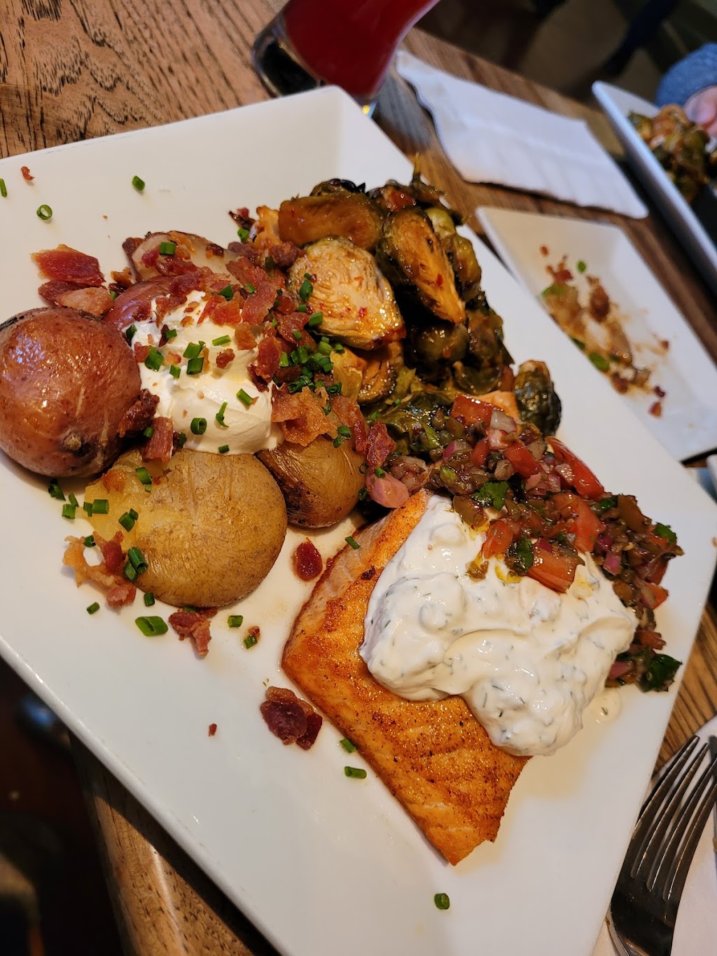 Northern Maine Brewing Company | restaurant | 22 Main St, Caribou, ME 04736, USA | 2074922185 OR +1 207-492-2185