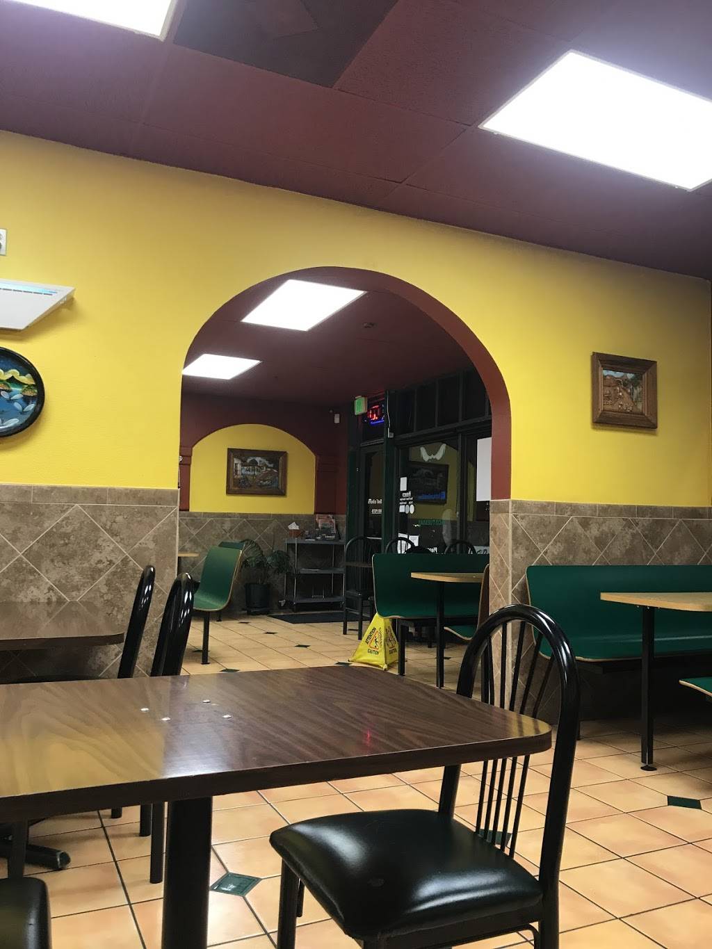 El Ranchito Taco Shop | restaurant | 32251 Mission Trail # G4, Lake Elsinore, CA 92530, USA | 9512451438 OR +1 951-245-1438